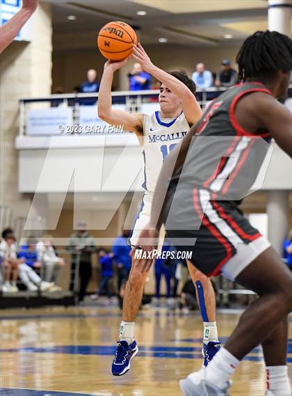 Thumbnail 3 in Baylor @ McCallie photogallery.