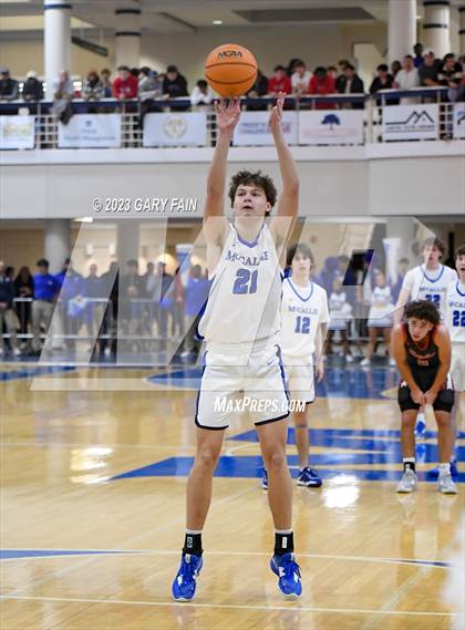 Thumbnail 2 in Baylor @ McCallie photogallery.