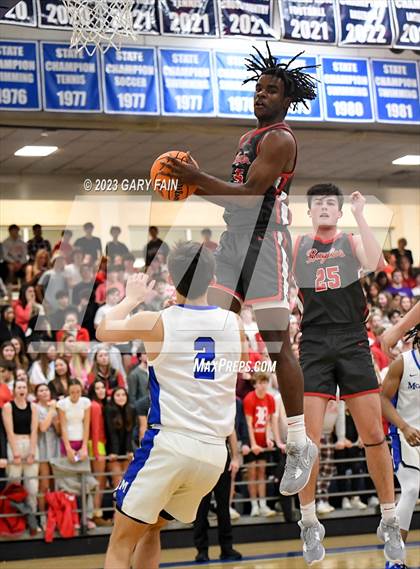 Thumbnail 1 in Baylor @ McCallie photogallery.