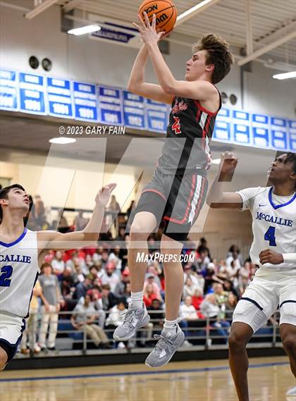 Thumbnail 2 in Baylor @ McCallie photogallery.