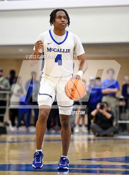 Thumbnail 1 in Baylor @ McCallie photogallery.