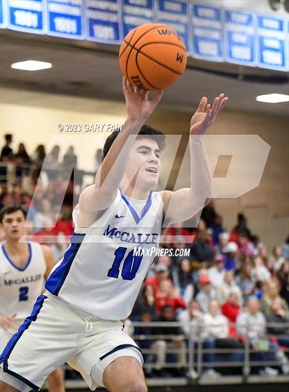 Thumbnail 3 in Baylor @ McCallie photogallery.