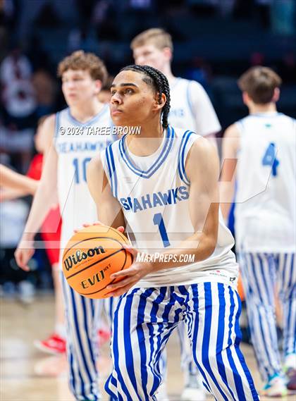 Thumbnail 3 in Patriot vs. South Lakes (VHSL Class 6 Final) photogallery.