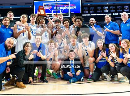 Thumbnail 3 in Patriot vs. South Lakes (VHSL Class 6 Final) photogallery.