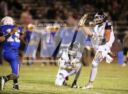 Thumbnail 2 in Perrin-Whitt vs Bryson photogallery.