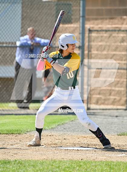 Thumbnail 1 in Hamden vs. South Windsor (CIAC Class 2L Round 2) photogallery.