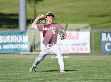 Thumbnail 3 in Hamden vs. South Windsor (CIAC Class 2L Round 2) photogallery.