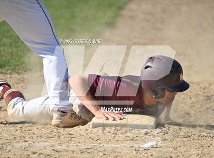 Thumbnail 1 in Hamden vs. South Windsor (CIAC Class 2L Round 2) photogallery.