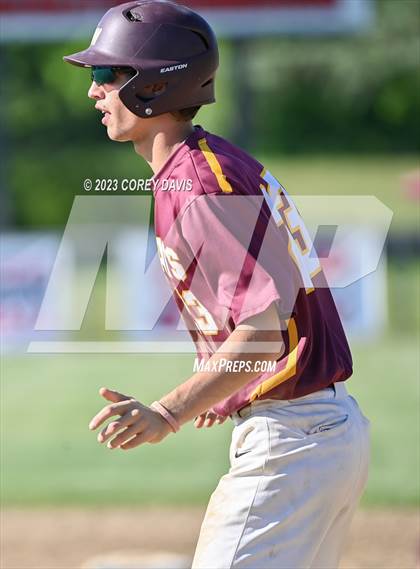 Thumbnail 2 in Hamden vs. South Windsor (CIAC Class 2L Round 2) photogallery.