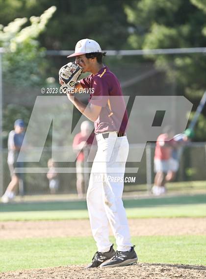 Thumbnail 1 in Hamden vs. South Windsor (CIAC Class 2L Round 2) photogallery.