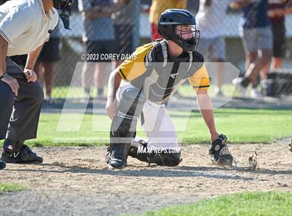 Thumbnail 2 in Hamden vs. South Windsor (CIAC Class 2L Round 2) photogallery.