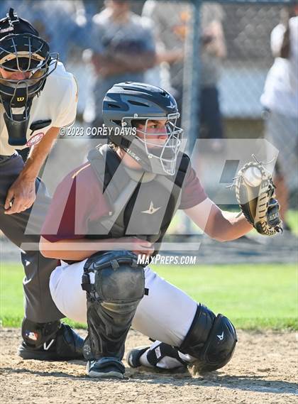 Thumbnail 2 in Hamden vs. South Windsor (CIAC Class 2L Round 2) photogallery.