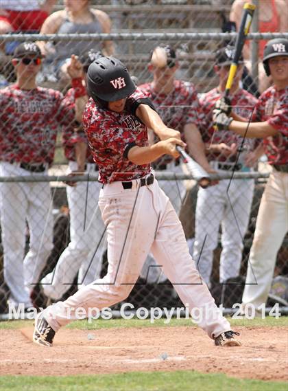 Thumbnail 3 in Arkansas City vs. Heights (KSHSAA 5A Regional Playoff) photogallery.