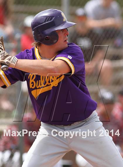Thumbnail 3 in Arkansas City vs. Heights (KSHSAA 5A Regional Playoff) photogallery.