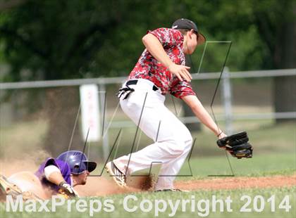 Thumbnail 1 in Arkansas City vs. Heights (KSHSAA 5A Regional Playoff) photogallery.
