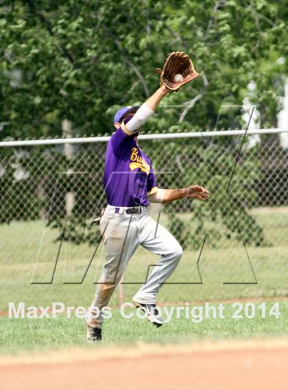 Thumbnail 2 in Arkansas City vs. Heights (KSHSAA 5A Regional Playoff) photogallery.