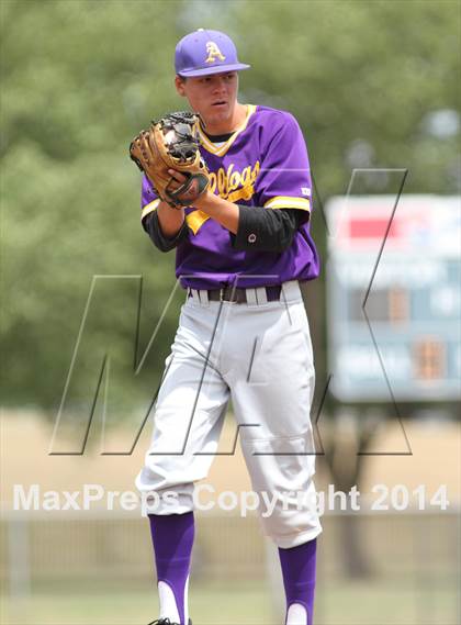 Thumbnail 1 in Arkansas City vs. Heights (KSHSAA 5A Regional Playoff) photogallery.