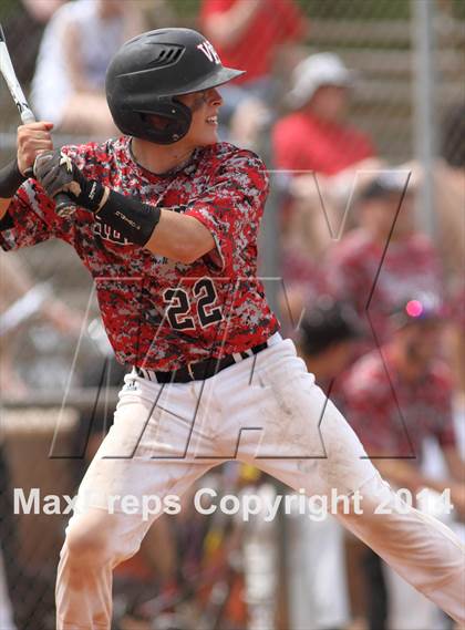 Thumbnail 2 in Arkansas City vs. Heights (KSHSAA 5A Regional Playoff) photogallery.