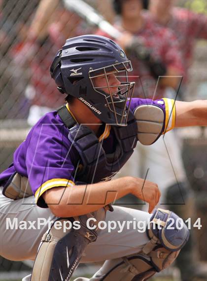 Thumbnail 3 in Arkansas City vs. Heights (KSHSAA 5A Regional Playoff) photogallery.