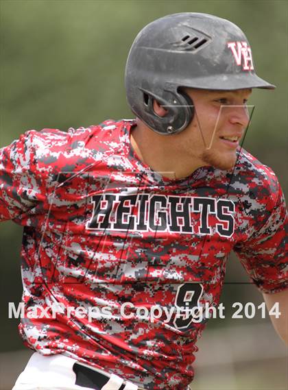Thumbnail 2 in Arkansas City vs. Heights (KSHSAA 5A Regional Playoff) photogallery.