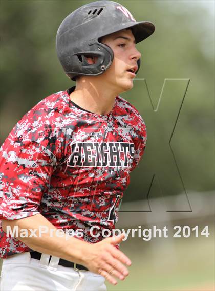 Thumbnail 3 in Arkansas City vs. Heights (KSHSAA 5A Regional Playoff) photogallery.