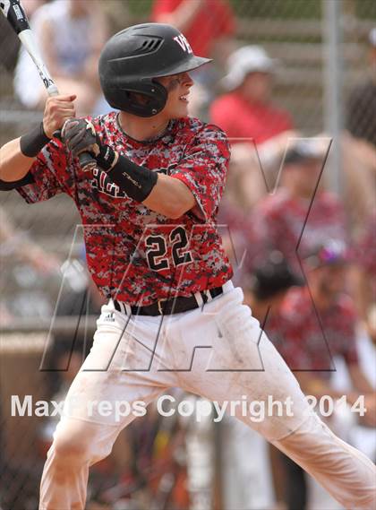 Thumbnail 1 in Arkansas City vs. Heights (KSHSAA 5A Regional Playoff) photogallery.