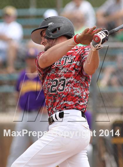 Thumbnail 3 in Arkansas City vs. Heights (KSHSAA 5A Regional Playoff) photogallery.