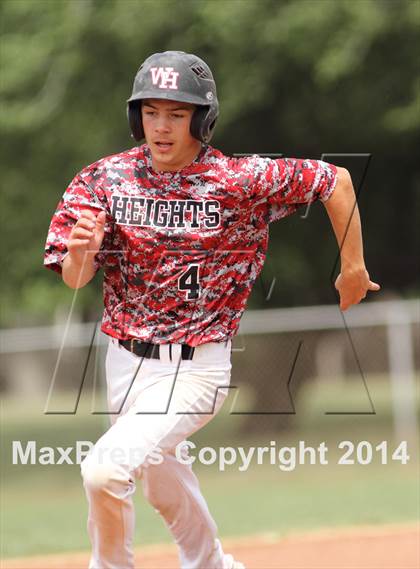 Thumbnail 3 in Arkansas City vs. Heights (KSHSAA 5A Regional Playoff) photogallery.