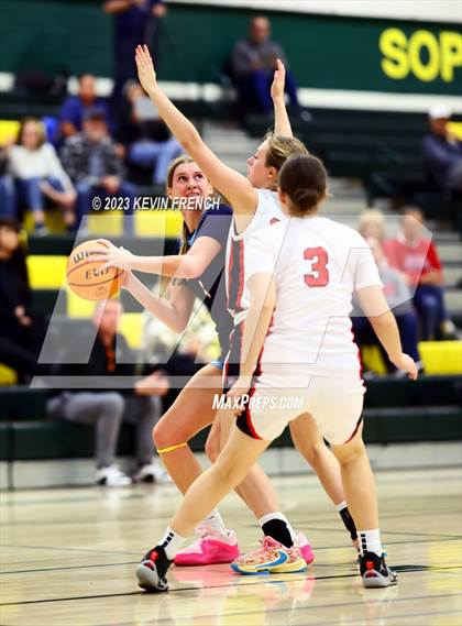 Thumbnail 1 in Williams Field vs. Pinnacle (3rd Annual Feast Mode Thanksgiving Tournament) photogallery.