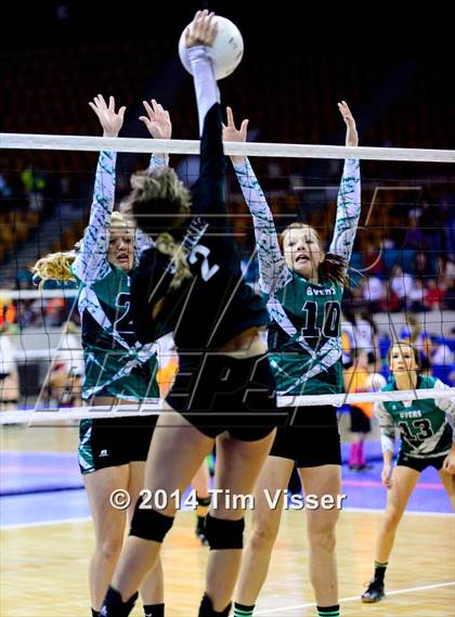 Thumbnail 1 in Swink vs. Byers (CHSAA 2A Playoff) photogallery.