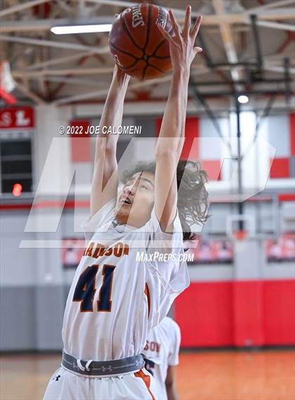 Thumbnail 3 in Clark vs Madison photogallery.