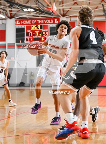 Thumbnail 2 in Clark vs Madison photogallery.