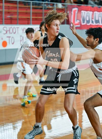 Thumbnail 3 in Clark vs Madison photogallery.
