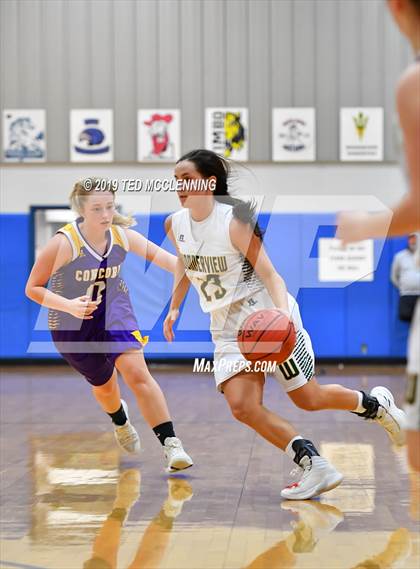 Thumbnail 3 in Wonderview vs. Concord (AAA 1A Regional Playoff) photogallery.