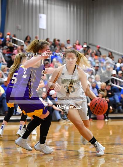 Thumbnail 1 in Wonderview vs. Concord (AAA 1A Regional Playoff) photogallery.