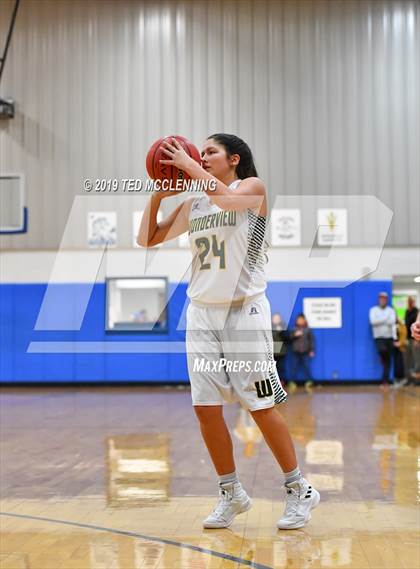 Thumbnail 1 in Wonderview vs. Concord (AAA 1A Regional Playoff) photogallery.