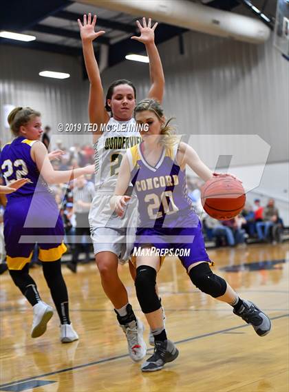 Thumbnail 2 in Wonderview vs. Concord (AAA 1A Regional Playoff) photogallery.