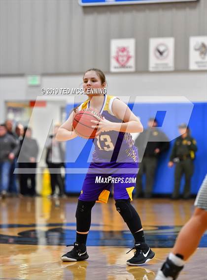 Thumbnail 2 in Wonderview vs. Concord (AAA 1A Regional Playoff) photogallery.