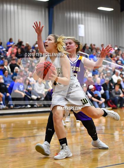 Thumbnail 1 in Wonderview vs. Concord (AAA 1A Regional Playoff) photogallery.