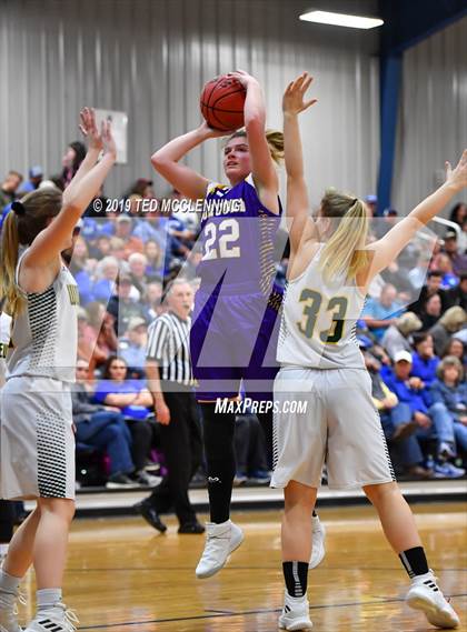Thumbnail 1 in Wonderview vs. Concord (AAA 1A Regional Playoff) photogallery.
