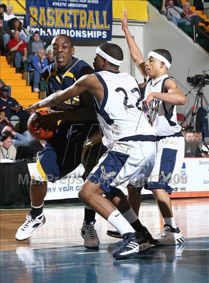 Thumbnail 3 in Newburgh Free Academy vs Niagra Falls (NYSPHSAA AA Final) photogallery.