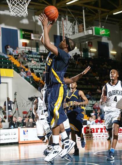 Thumbnail 1 in Newburgh Free Academy vs Niagra Falls (NYSPHSAA AA Final) photogallery.
