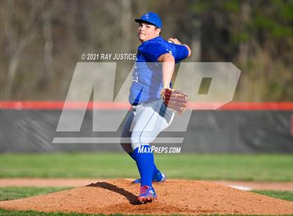 Thumbnail 2 in Betsy Layne @ Belfry photogallery.