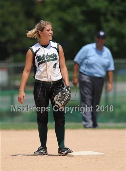 Thumbnail 3 in Eastern Randolph vs Central Davidson (NCHSAA 2A Final) photogallery.