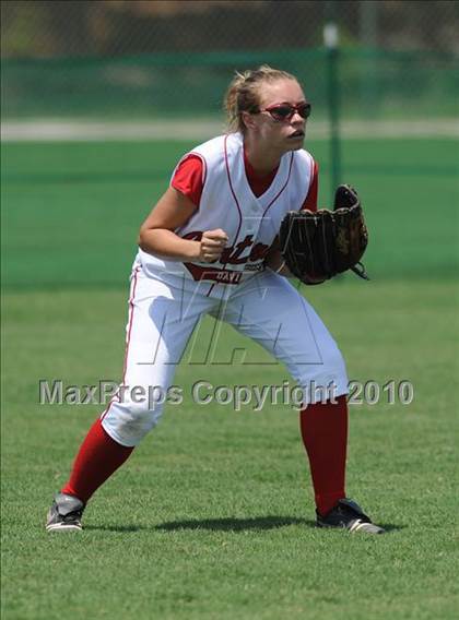 Thumbnail 3 in Eastern Randolph vs Central Davidson (NCHSAA 2A Final) photogallery.