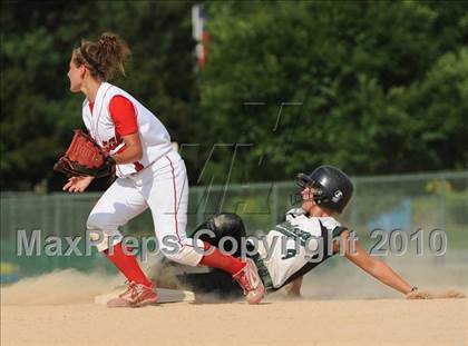 Thumbnail 2 in Eastern Randolph vs Central Davidson (NCHSAA 2A Final) photogallery.