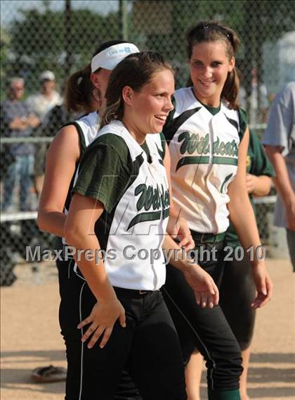 Thumbnail 2 in Eastern Randolph vs Central Davidson (NCHSAA 2A Final) photogallery.