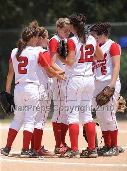 Thumbnail 2 in Eastern Randolph vs Central Davidson (NCHSAA 2A Final) photogallery.