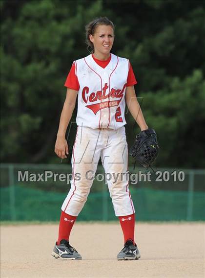 Thumbnail 2 in Eastern Randolph vs Central Davidson (NCHSAA 2A Final) photogallery.