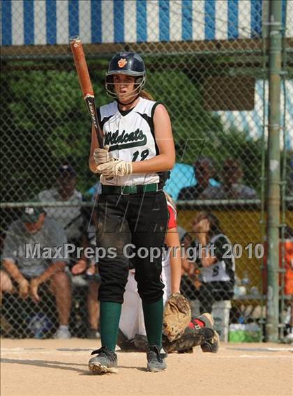 Thumbnail 2 in Eastern Randolph vs Central Davidson (NCHSAA 2A Final) photogallery.